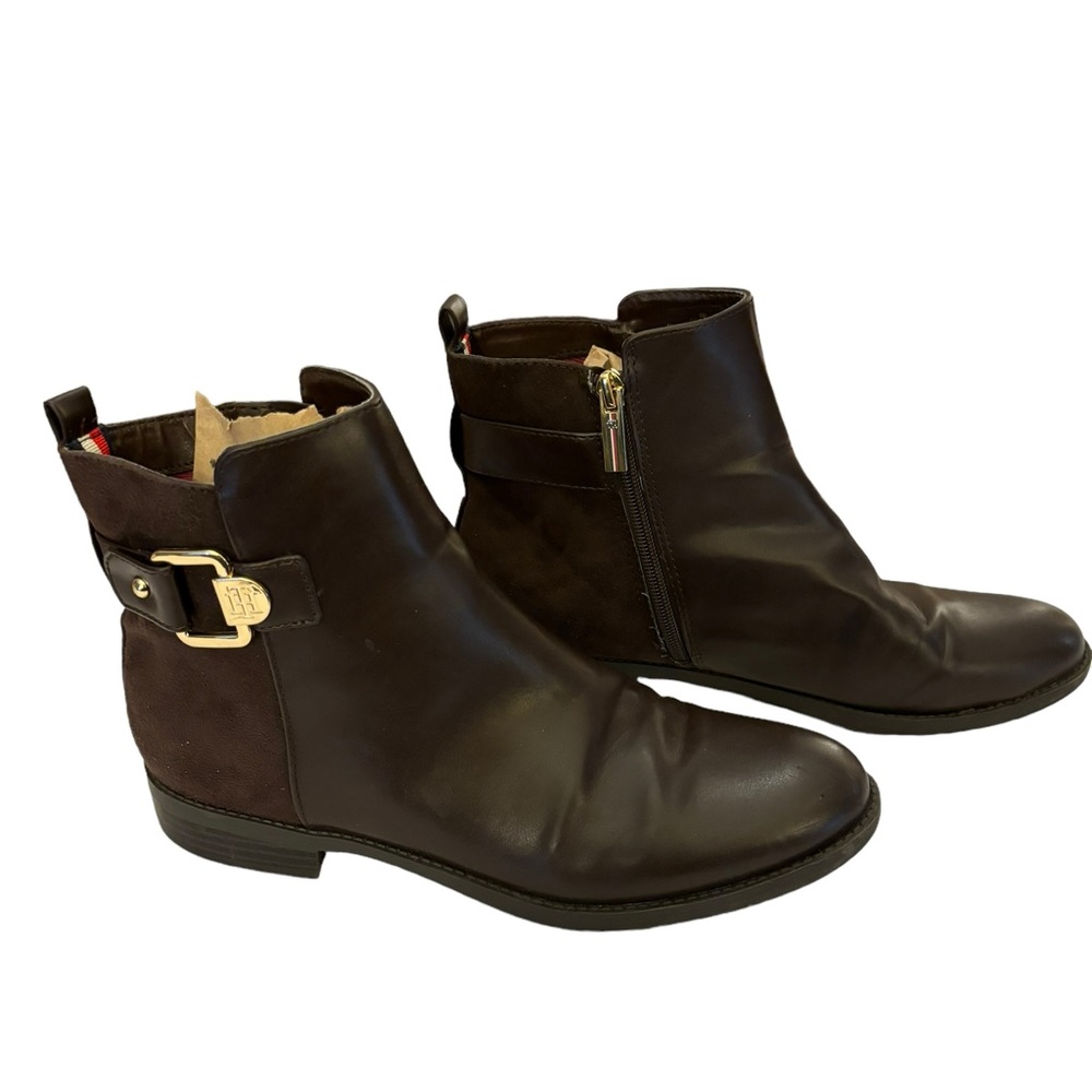 Tommy Hilfiger Women’s Brown Ankle Boot‎ Size 9